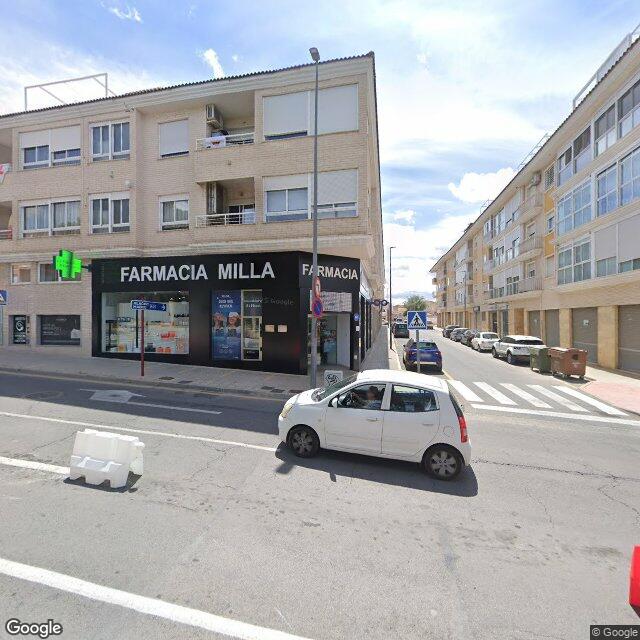 Street view near Farmacia Carlos Millá in Spain