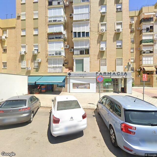 Street view near Farmacia Carlos Sánchez Luque in Sevilla (norte de la Macarena)