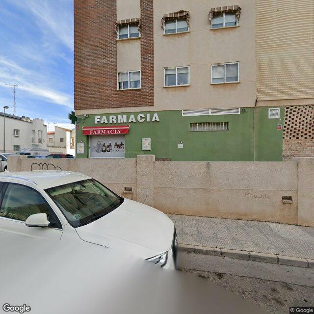Street view near Farmacia Castillitos in Cartagena