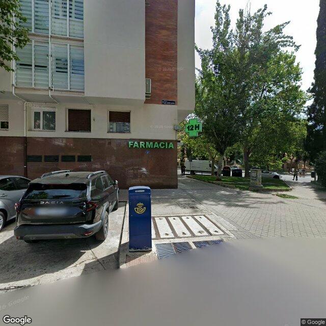 Street view near Farmacia in Madrid