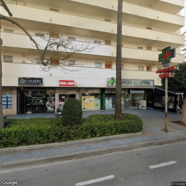 Street view near Farmacia Central in Marbella