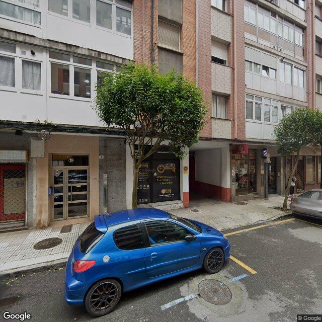 Street view near Farmacia Continental in Gijón/Xixón