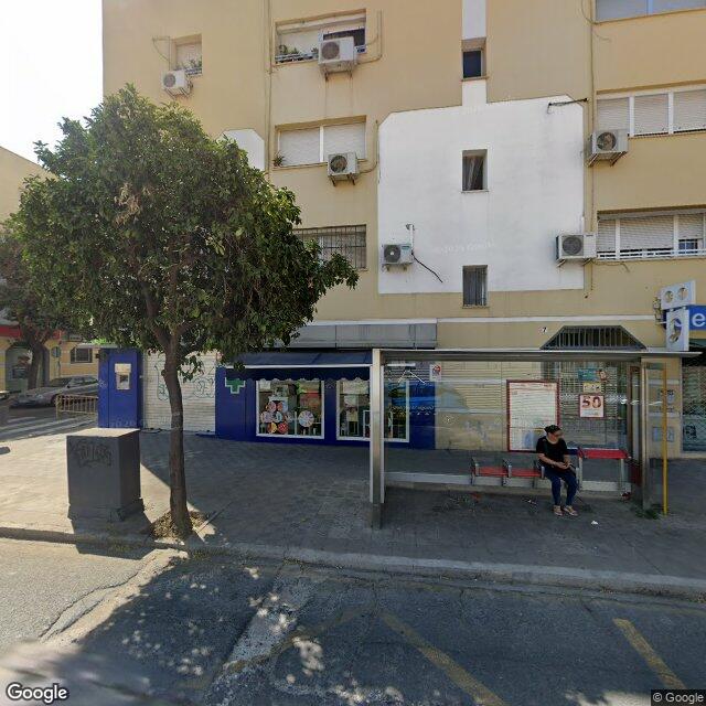 Street view near Farmacia Cristina Pérez Miranda in Sevilla