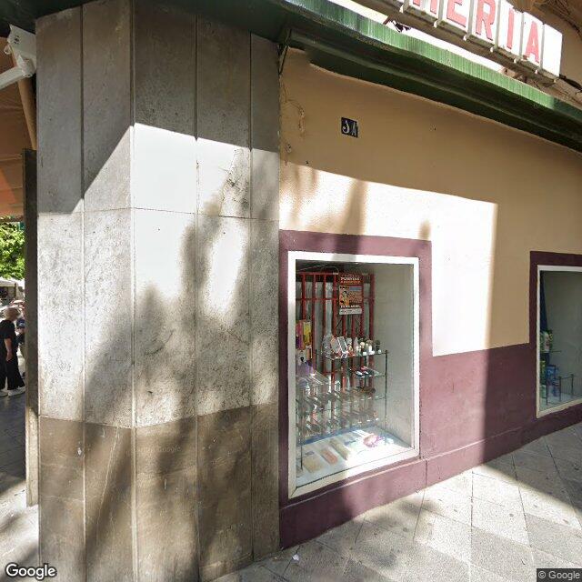 Street view near Farmacia Díaz Arca in Sevilla