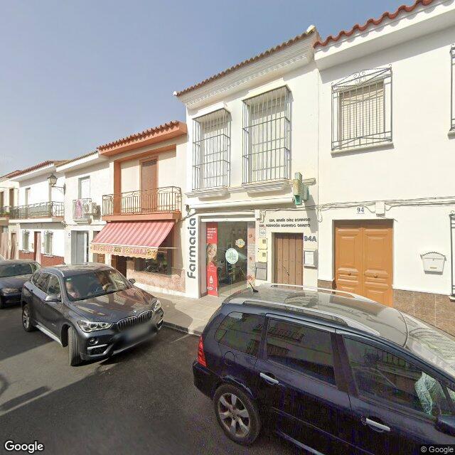 Street view near Farmacia Díaz Borrego in Los Corrales