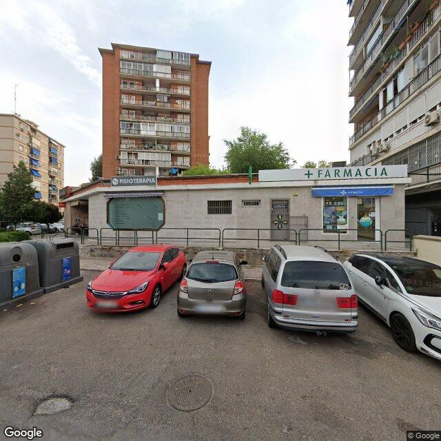 Street view near Farmacia in Madrid