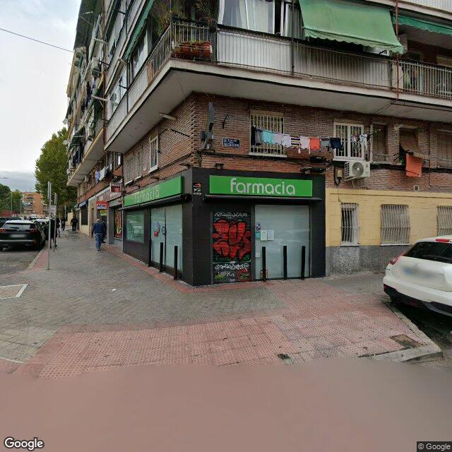 Street view near Farmacia in Madrid