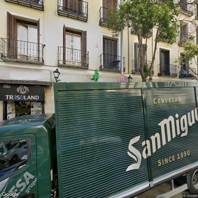 Street view near Farmacia in Madrid