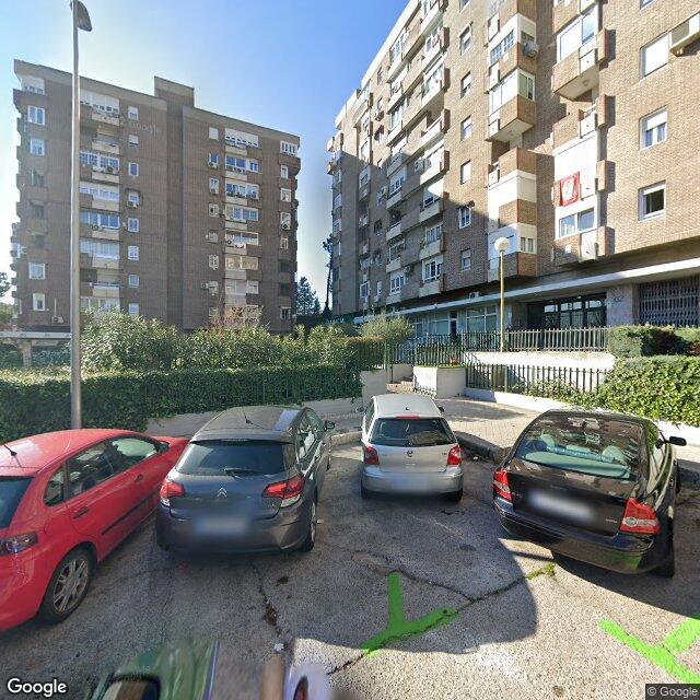 Street view near Farmacia in Madrid