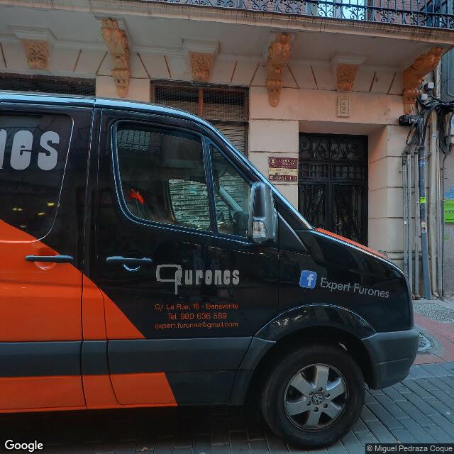 Street view near Farmacia Dacio in Benavente