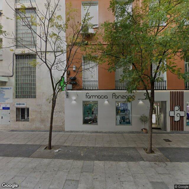 Street view near Farmacia in Madrid