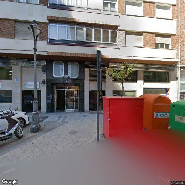 Street view near Farmacia De Anca in Valladolid