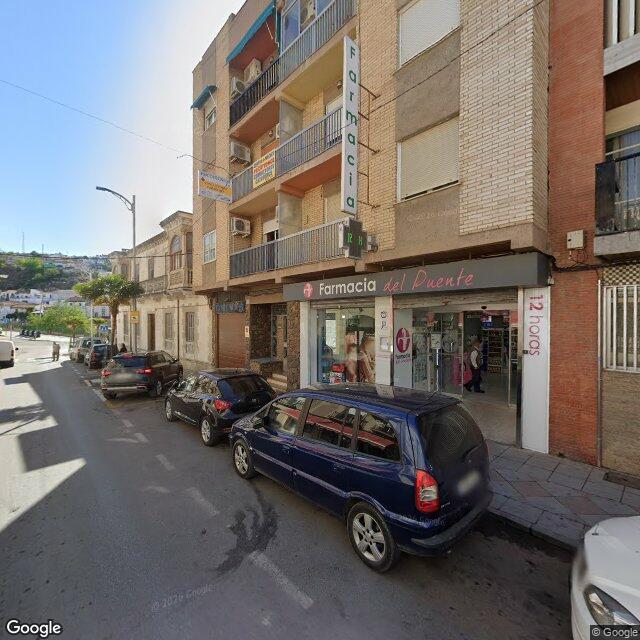 Street view near Farmacia Del Puente in Pinos Puente