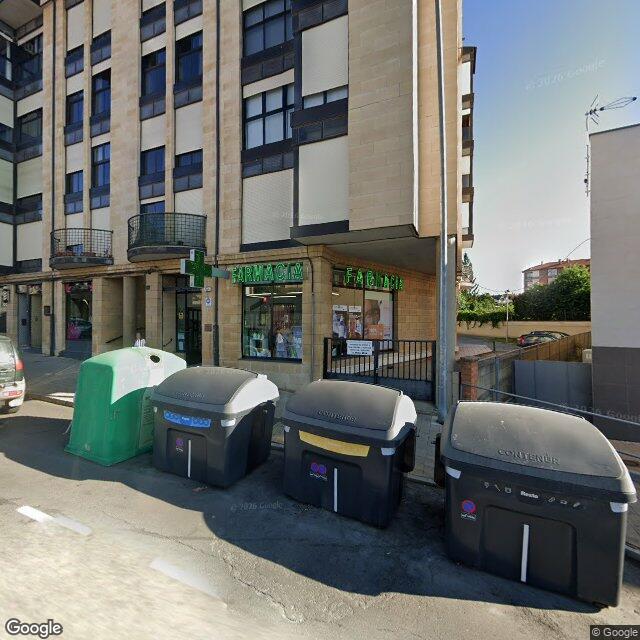 Street view near Farmacia Delas Vega in Spain