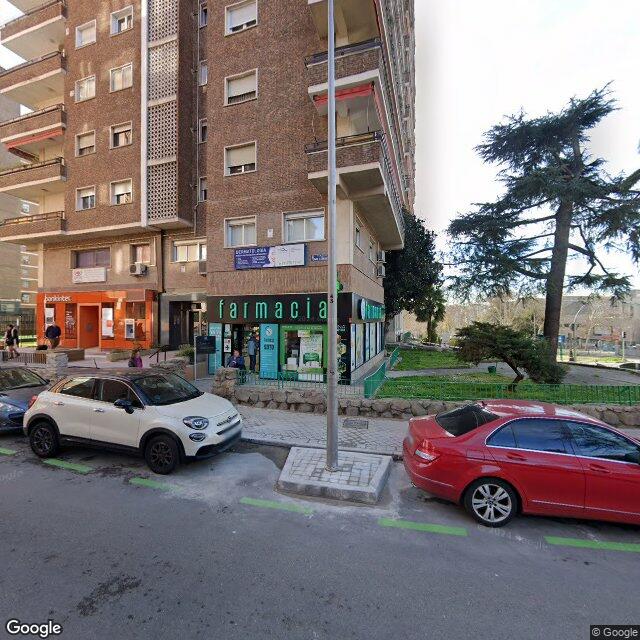 Street view near Farmacia in Madrid