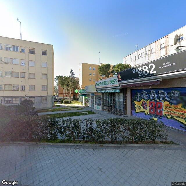 Street view near Farmacia in Madrid