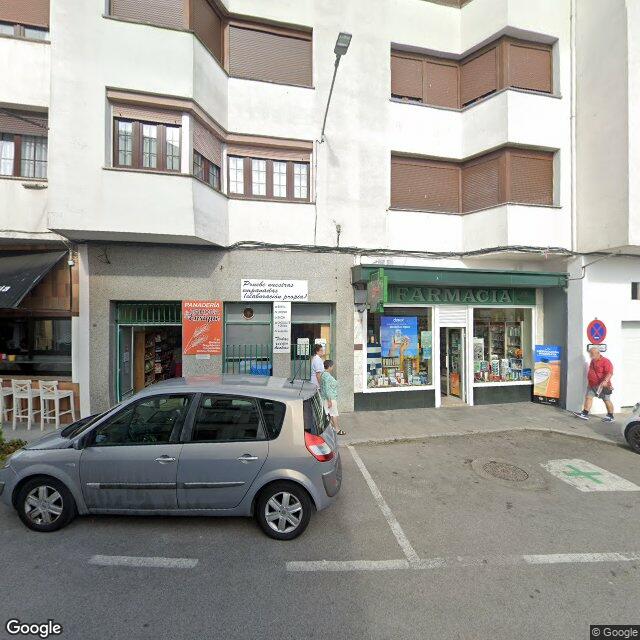 Street view near Farmacia in Lastres/Llastres