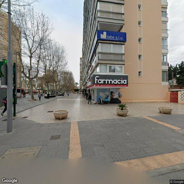 Street view near Farmacia in Benidorm