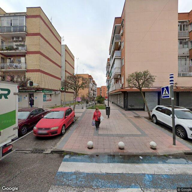 Street view near Farmacia in Spain