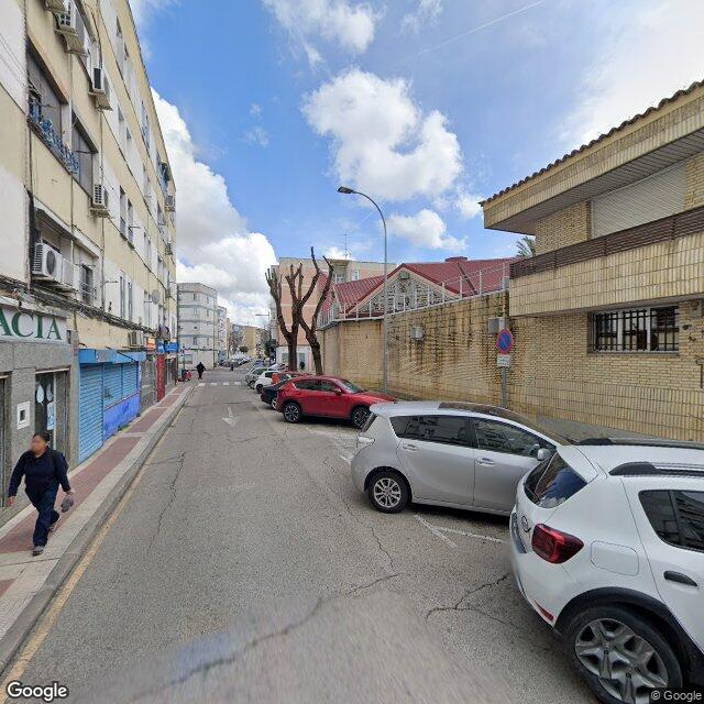 Street view near Farmacia in Spain