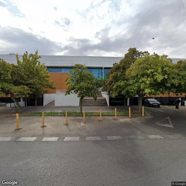 Street view near Farmacia Echavarri in Spain