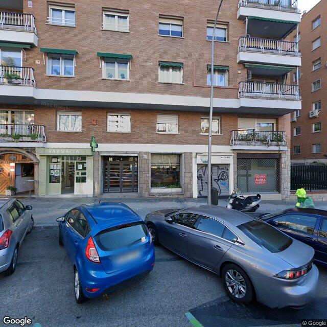 Street view near Farmacia in Madrid