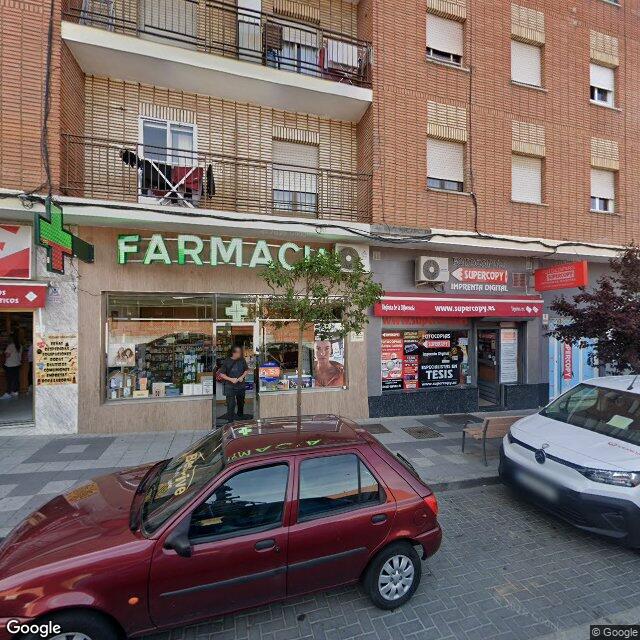 Street view near Farmacia El Campus in Spain