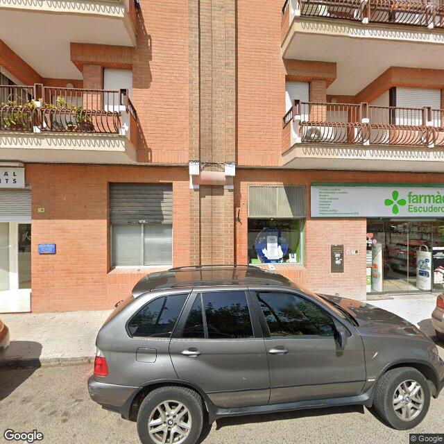 Street view near Farmacia Escudero in Tortosa