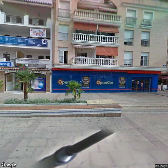 Street view near Farmacia Espinosa Sanchez in San Pedro de Alcántara