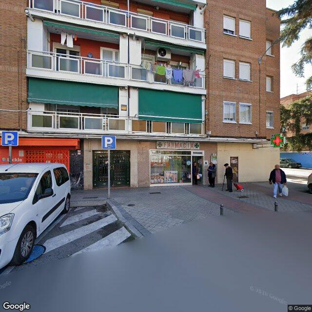 Street view near Farmacia in Madrid