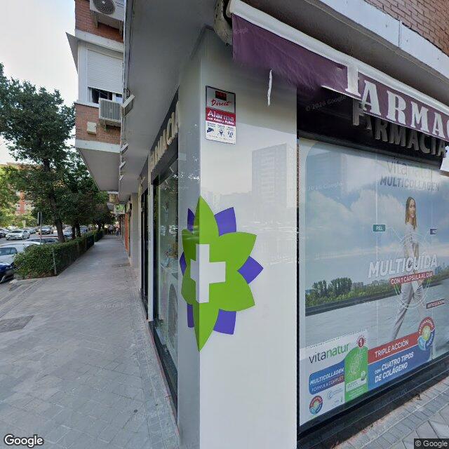 Street view near Farmacia in Madrid
