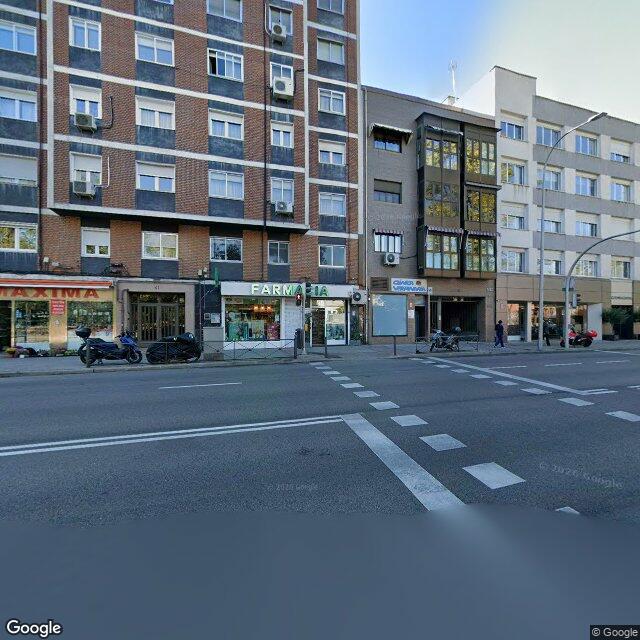 Street view near Farmacia in Madrid