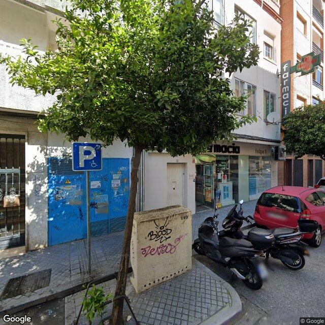 Street view near Farmacia Felipe Ii in Córdoba