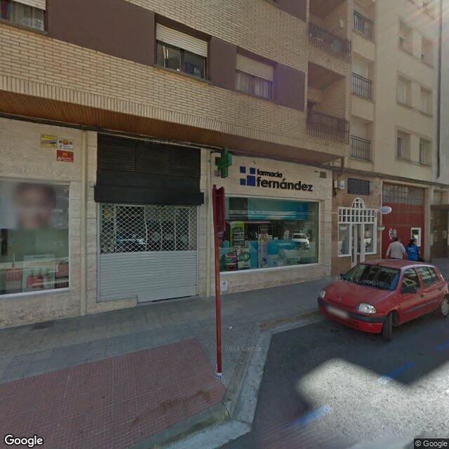 Street view near Farmacia Fernandez in Spain