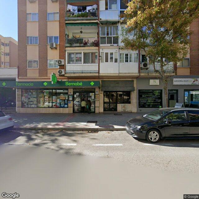 Street view near Farmacia in Madrid