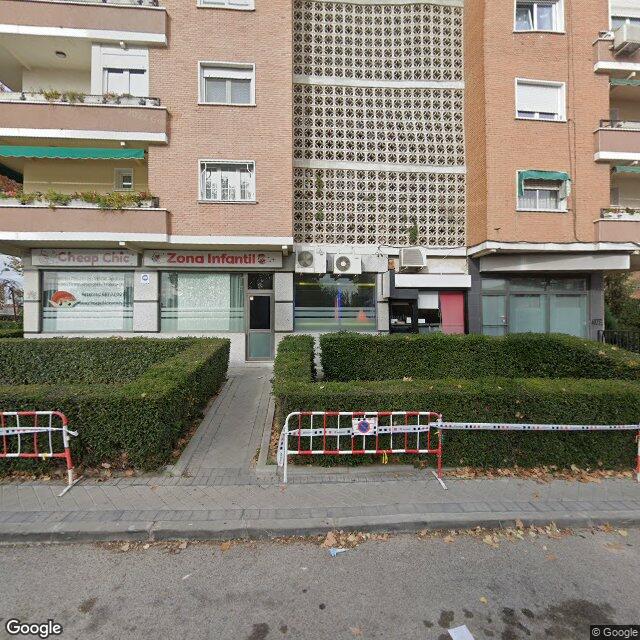 Street view near Farmacia Fontarrón 325 in Madrid