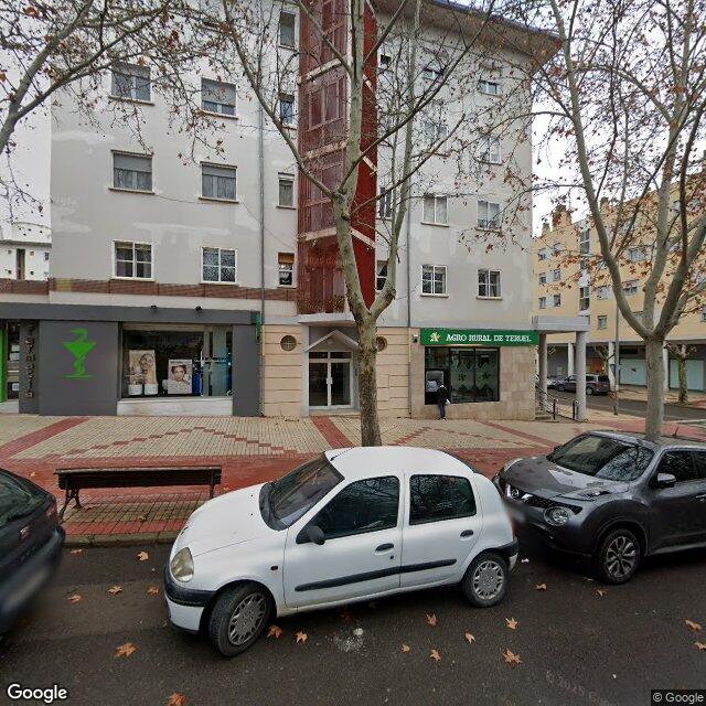 Street view near Farmacia Fuenfresca in Spain