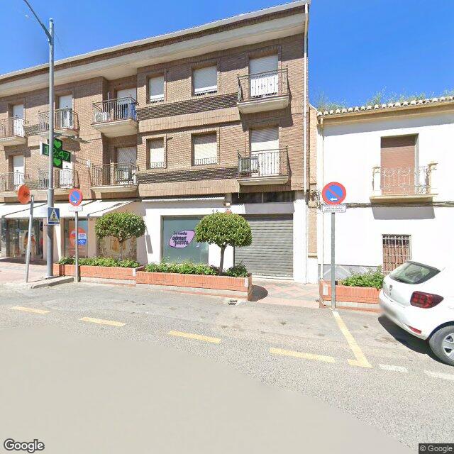 Street view near Farmacia Gómez Parera in Armilla