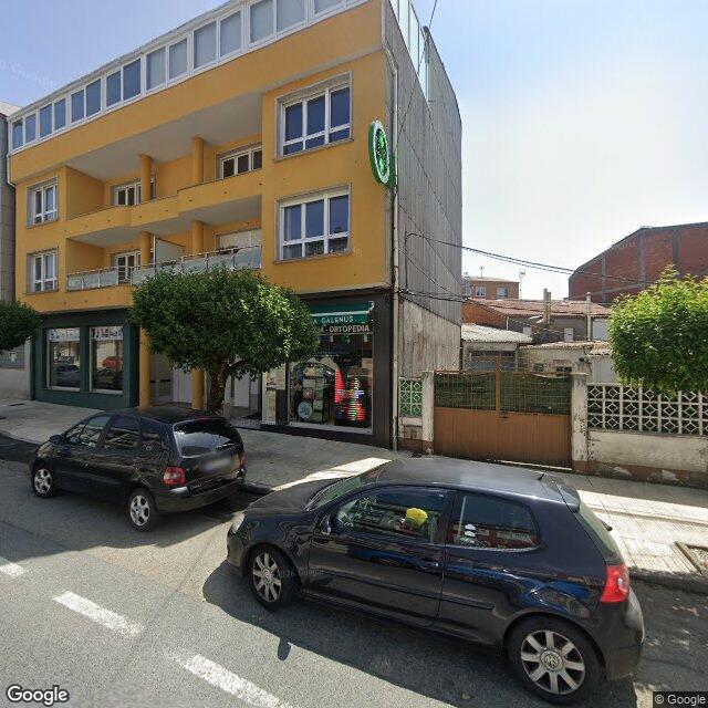 Street view near Farmacia Galenus in Melide