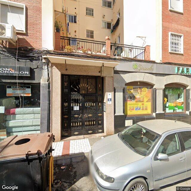 Street view near Farmacia Girasoles in Málaga