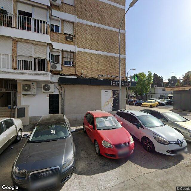 Street view near Farmacia Gonzalez Hidalgo in Sevilla
