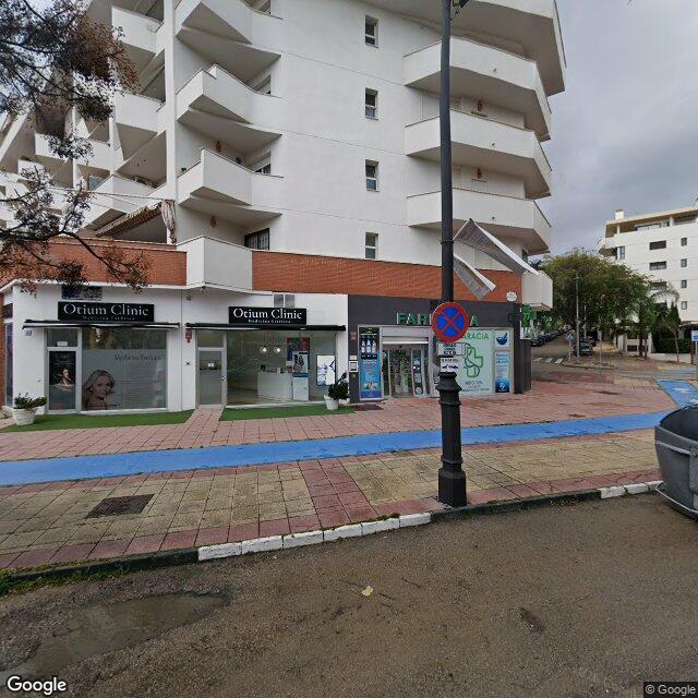 Street view near Farmacia Gonzalo Pérez Pardo in Estepona