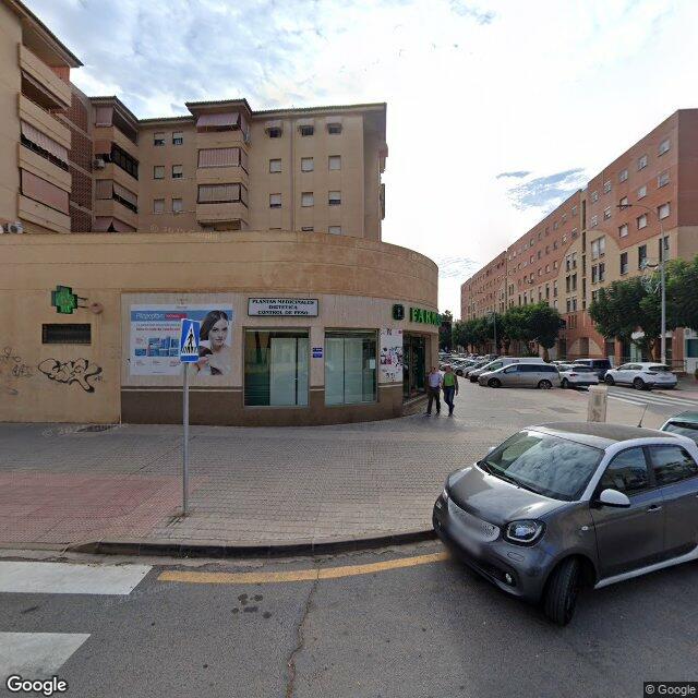 Street view near Farmacia Guadaljaire in Málaga