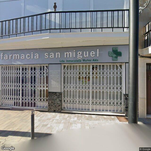 Street view near Farmacia Inmaculada Muñoz Ales in Lora de Estepa