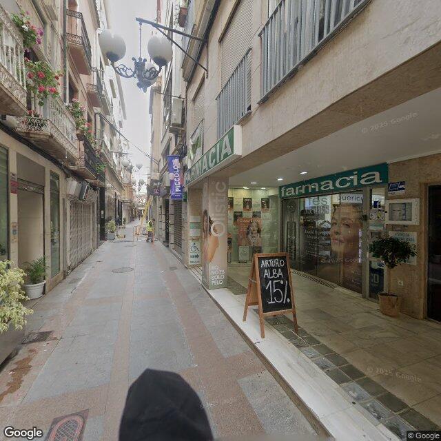 Street view near Farmacia Jarque in Alicante