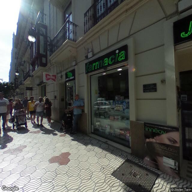 Street view near Farmacia Jorge Juan in Valencia