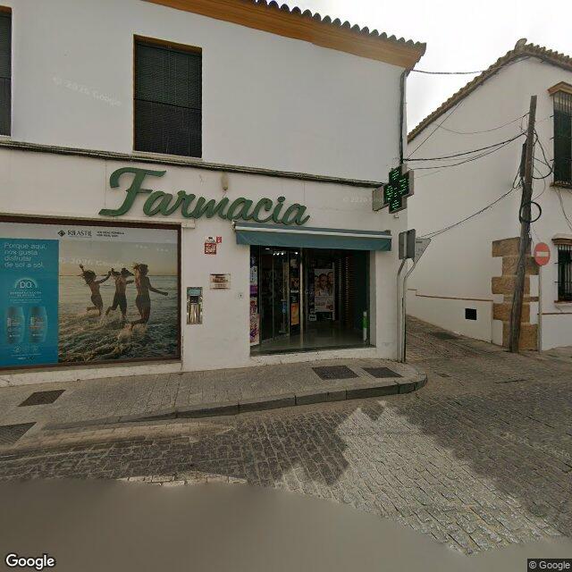 Street view near Farmacia López Medina in Carmona