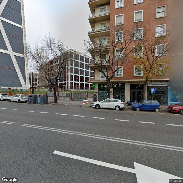 Street view near Farmacia Lda. A. Abeger in Madrid