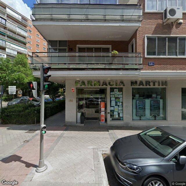 Street view near Farmacia Lda Carmen Martín Albert in Madrid