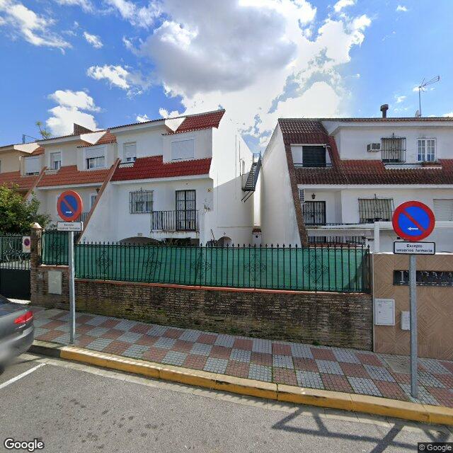 Street view near Farmacia Lda. Eloísa Mohedano in Tomares